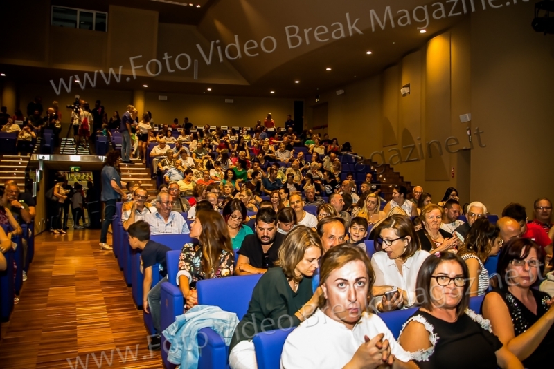 0026-2018-06-07-01-MOVIDA-LOCA-PROVE-GRUPPI-PUBBLICO