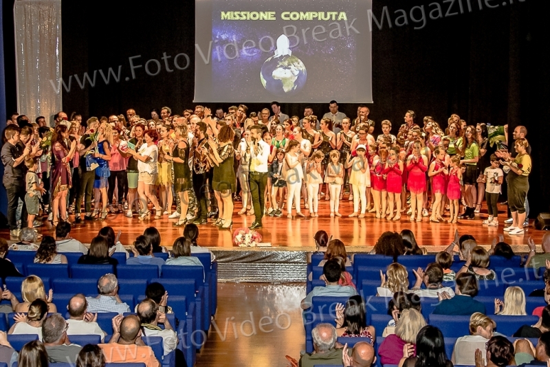 0063-2018-06-07-ESIB.-19-MOVIDA-LOCA-SAGGI-FINALE-SUL-PALCO