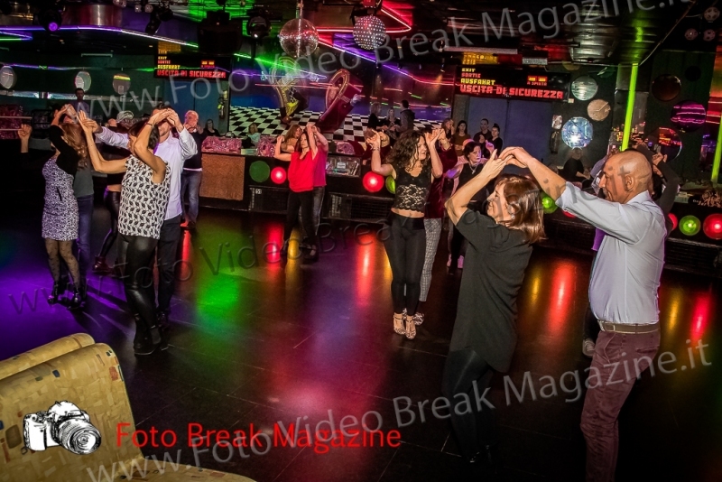 0024-2020-01-19-LATIN-KUBRA-STAGE-BACHATA-CON-MARCO-E-BENEDETTA