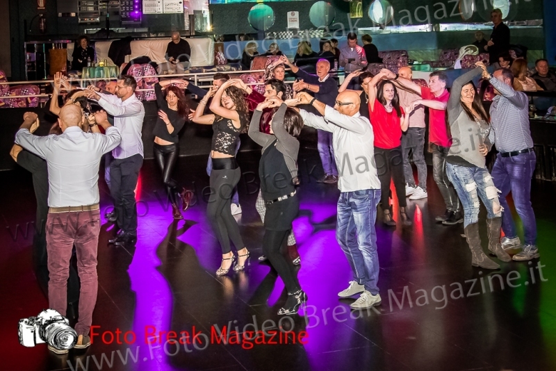 0030-2020-01-19-LATIN-KUBRA-STAGE-BACHATA-CON-MARCO-E-BENEDETTA