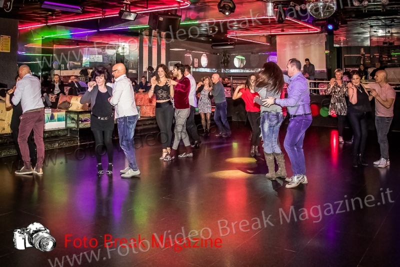 0033-2020-01-19-LATIN-KUBRA-STAGE-BACHATA-CON-MARCO-E-BENEDETTA