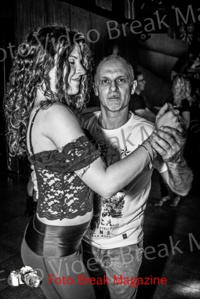 0106-2020-01-19-LATIN-KUBRA-STAGE-BACHATA-CON-MARCO-E-BENEDETTA