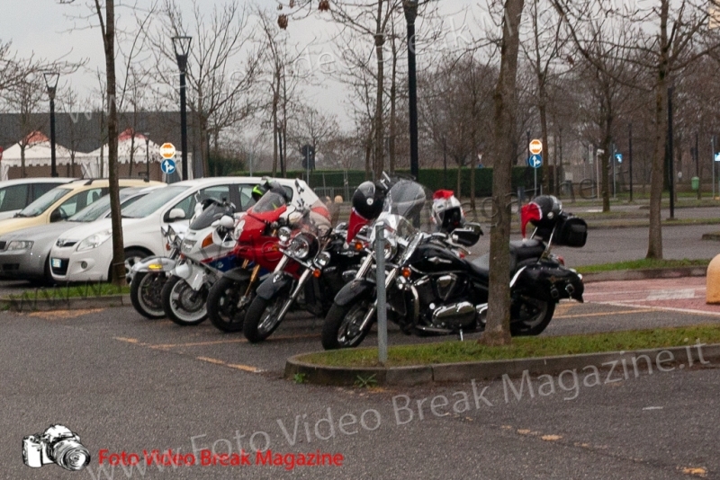 0083-2020-12-25-VOLONTARIATO-OSPEDALI-BABBO-NATALE-MOTO